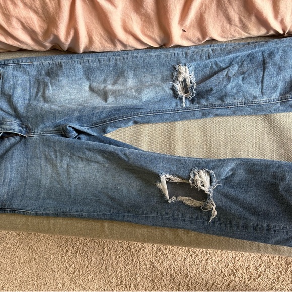 Vervet Jeanne High Rise Relaxed Straight Jean - Picture 2 of 3
